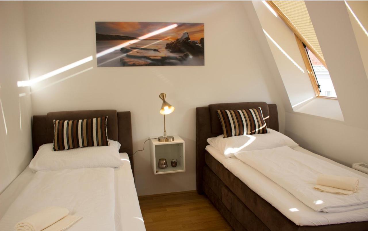 Die Wolkenresidenz L Dg1'12 Wien Eksteriør billede